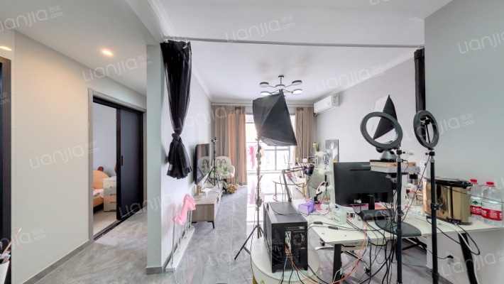 新城新世界四期柏樾二手房实景图