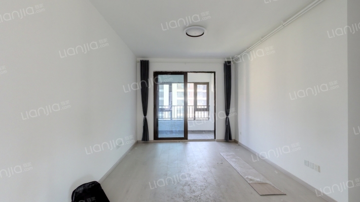 世茂云锦澜园二手房实景图