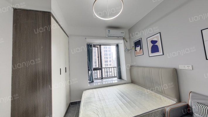 龙湖铂金岛二手房实景图