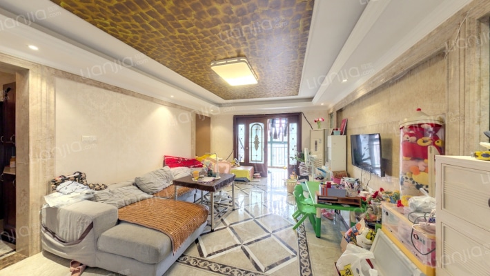 克拉美丽山庄二手房实景图