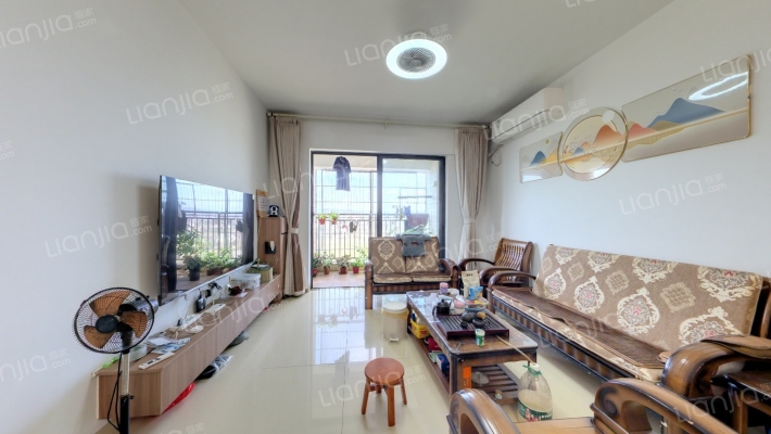 天贵雅苑A区二手房实景图