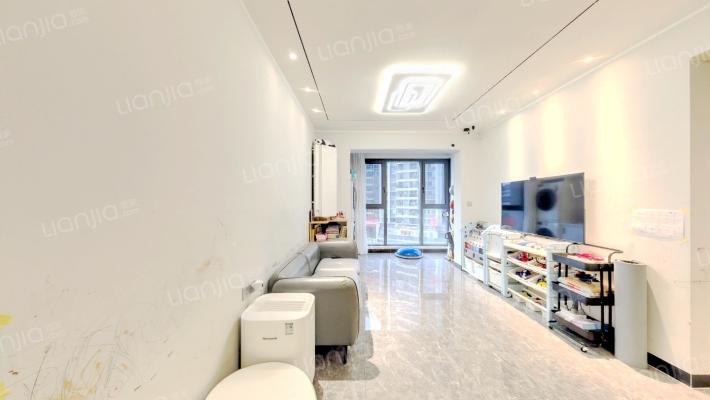 保利天汇一期二手房实景图