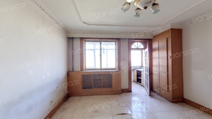 海兰公寓二手房实景图