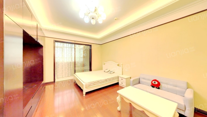 新海蓝钻二手房实景图