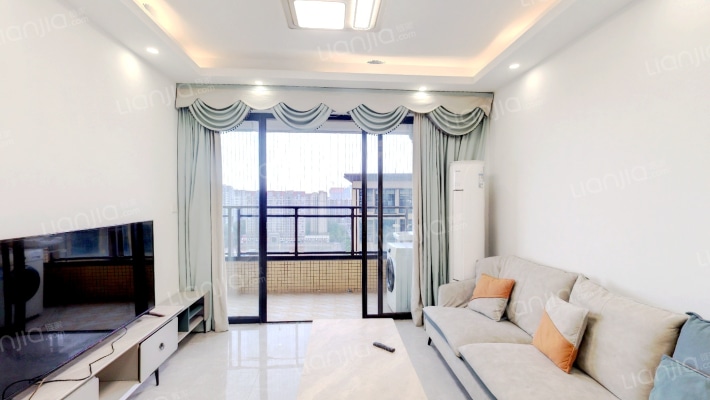 中央美地二手房实景图