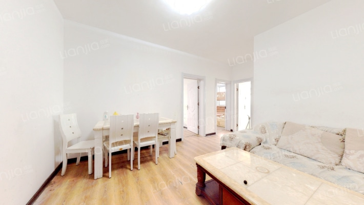 勤劳街4号院二手房实景图