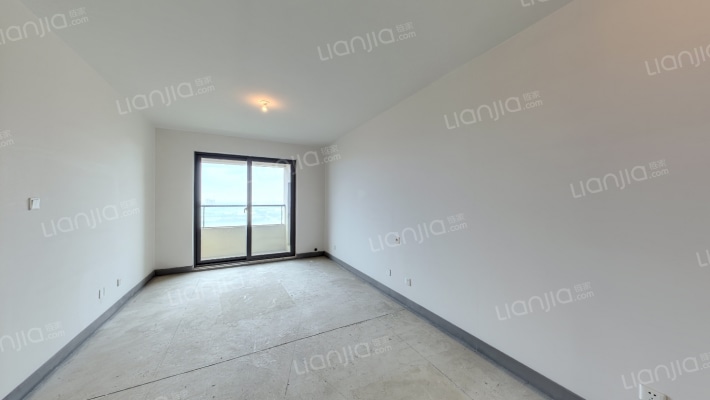 融创悦秀园二手房实景图