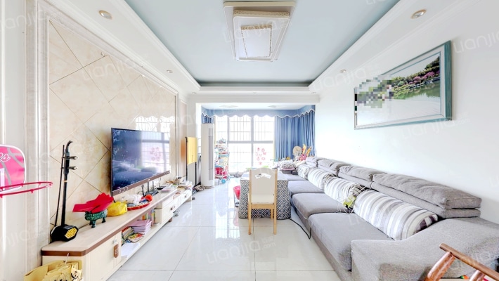 中鼎江岸花城二手房实景图