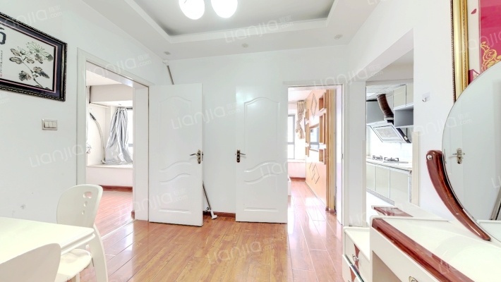 新贵公馆二手房实景图