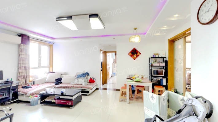 万佳丽都二手房实景图