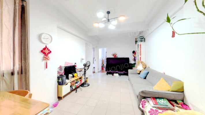 梨花街1号二手房实景图