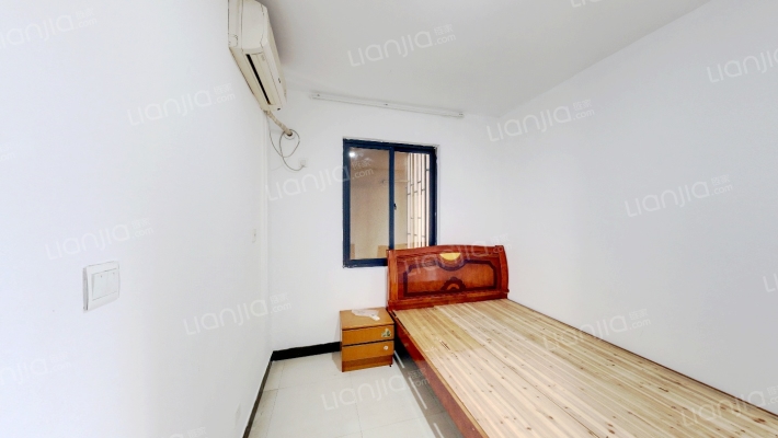 龙峰花园二手房实景图