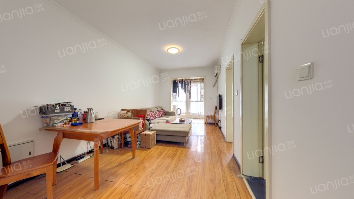 伊顿公馆东区二手房实景图