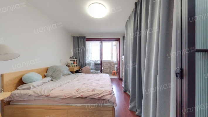 香山新村东南街坊二手房实景图