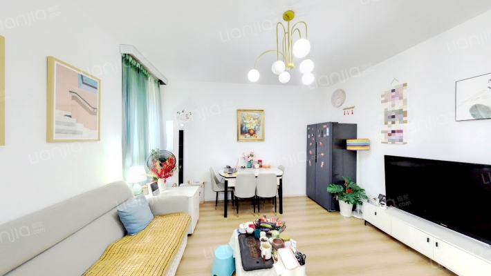 秀峰雅苑二手房实景图