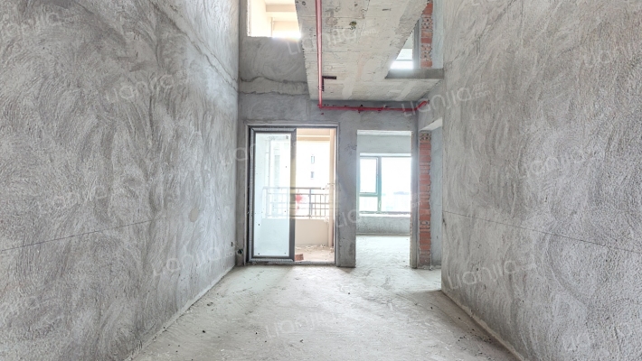 恒大麓山湖四期二手房实景图