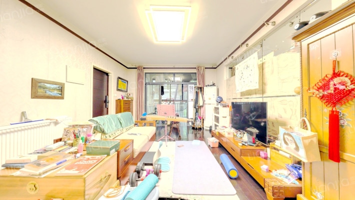 绿地紫瑞里二手房实景图