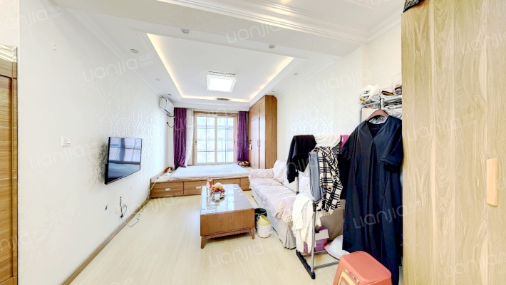 西山湖畔三期二手房实景图