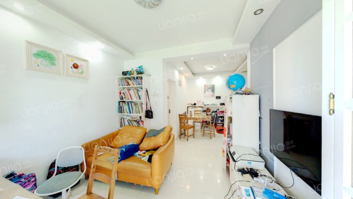 春申景城湖畔林语二手房实景图