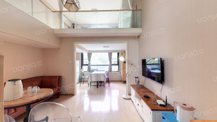 中天西城纪二手房实景图