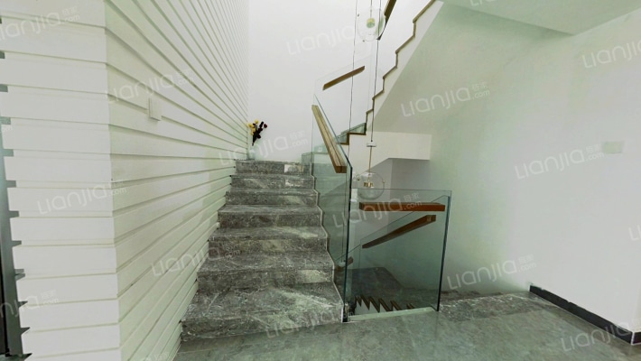 傲云峰二手房实景图