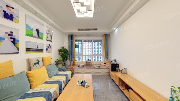 易度庭院时光二手房实景图