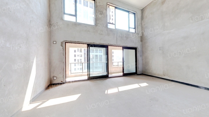 鲁能泰山7号七街区二手房实景图