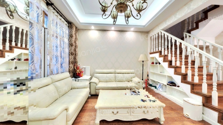 绿地蔷薇九里(别墅)二手房实景图