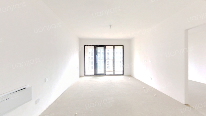 中建观湖国际三期二手房实景图