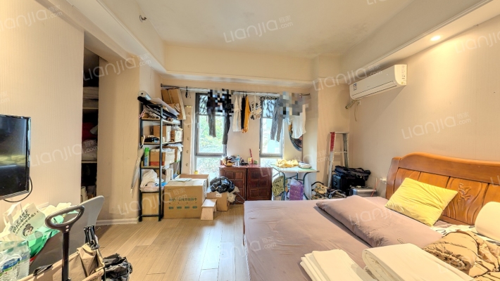 世茂水城二手房实景图