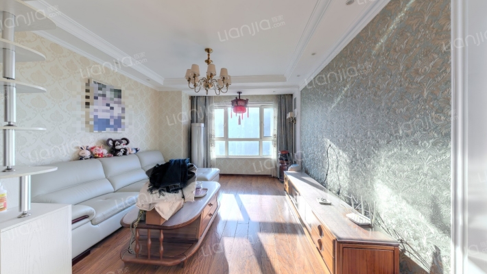 蔚蓝国际三期二手房实景图