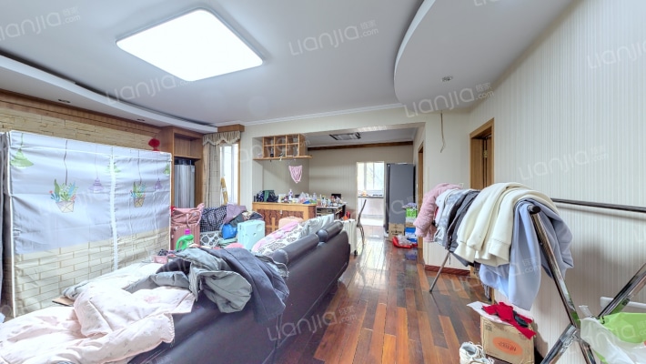 荣盛花园二手房实景图