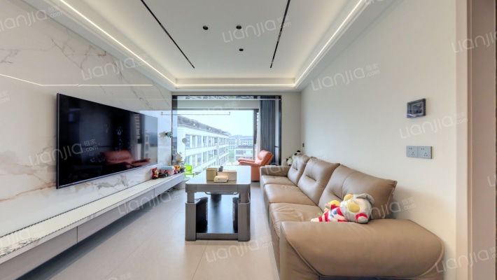 融创文旅城御辉二手房实景图