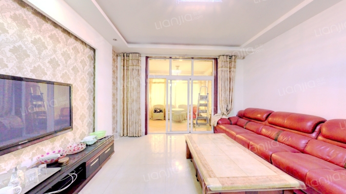 春晓华庭二手房实景图