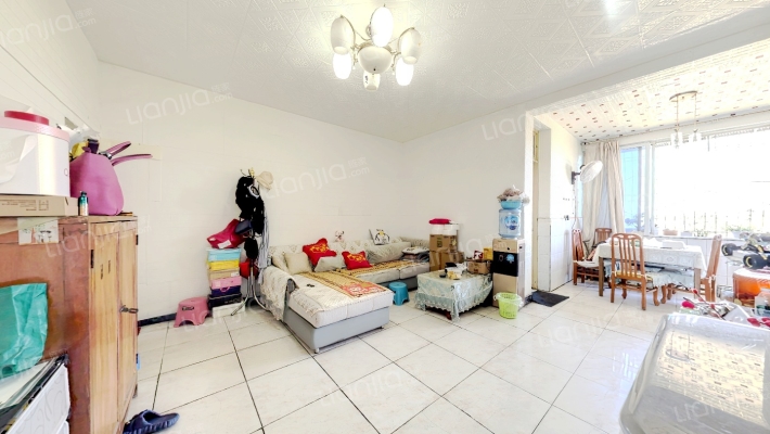 西河中学二手房实景图