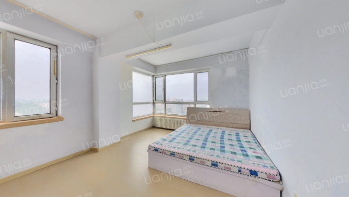 七彩阳光二手房实景图