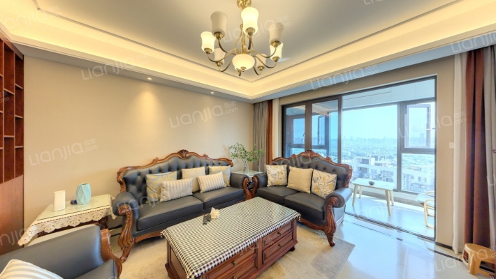 滨江天樾二手房实景图