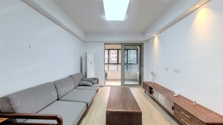 中骏合景柏景湾二手房实景图