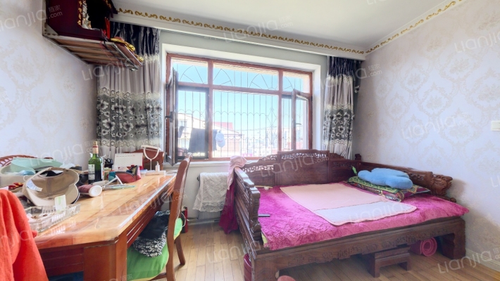 抱龙山庄二手房实景图