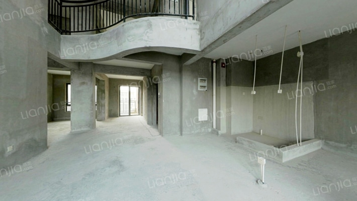 中联天玺二手房实景图