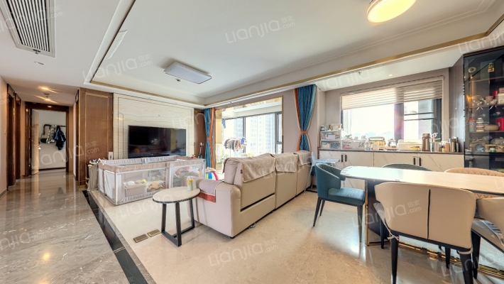 龙湖梵悦台二手房实景图