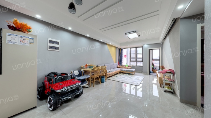 九龙馨苑二手房实景图