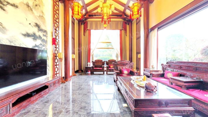 恒大金碧天下依云湖二手房实景图