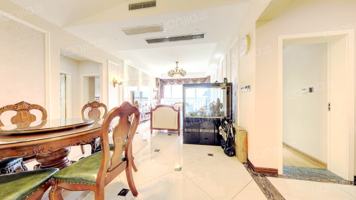 保利碧湖苑二手房实景图