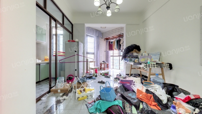 自由假日二手房实景图