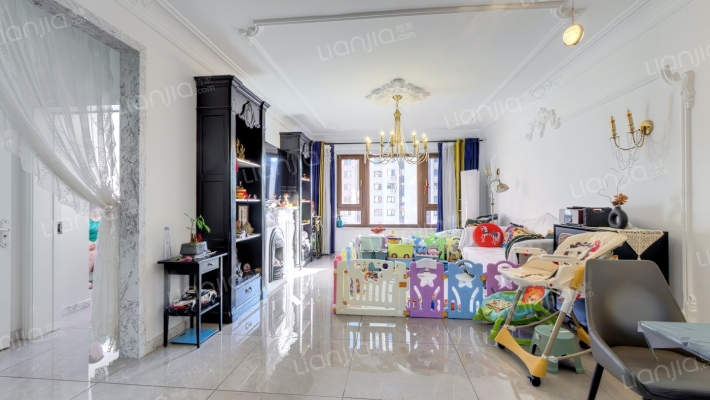 外滩首府二手房实景图