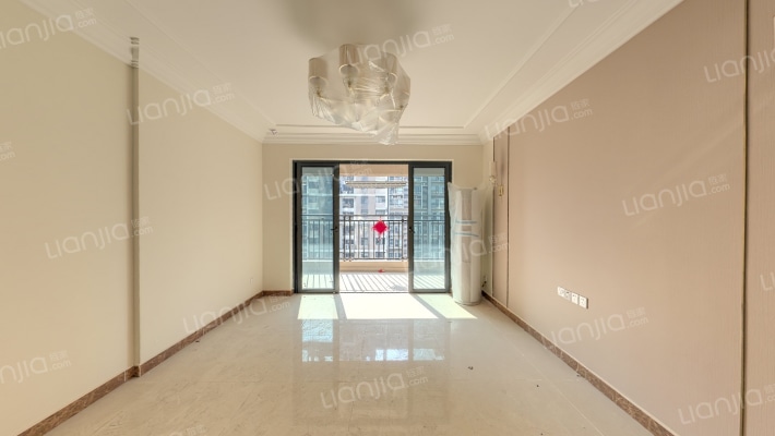 恒大悦湖商业广场二手房实景图