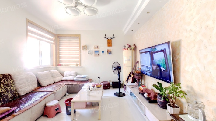 汇锦畔湖苑二手房实景图