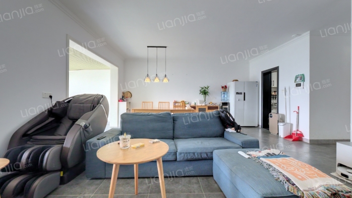 蓝光香瑞湖二手房实景图