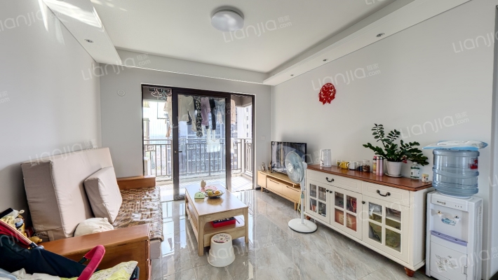 保利松湖和府二手房实景图